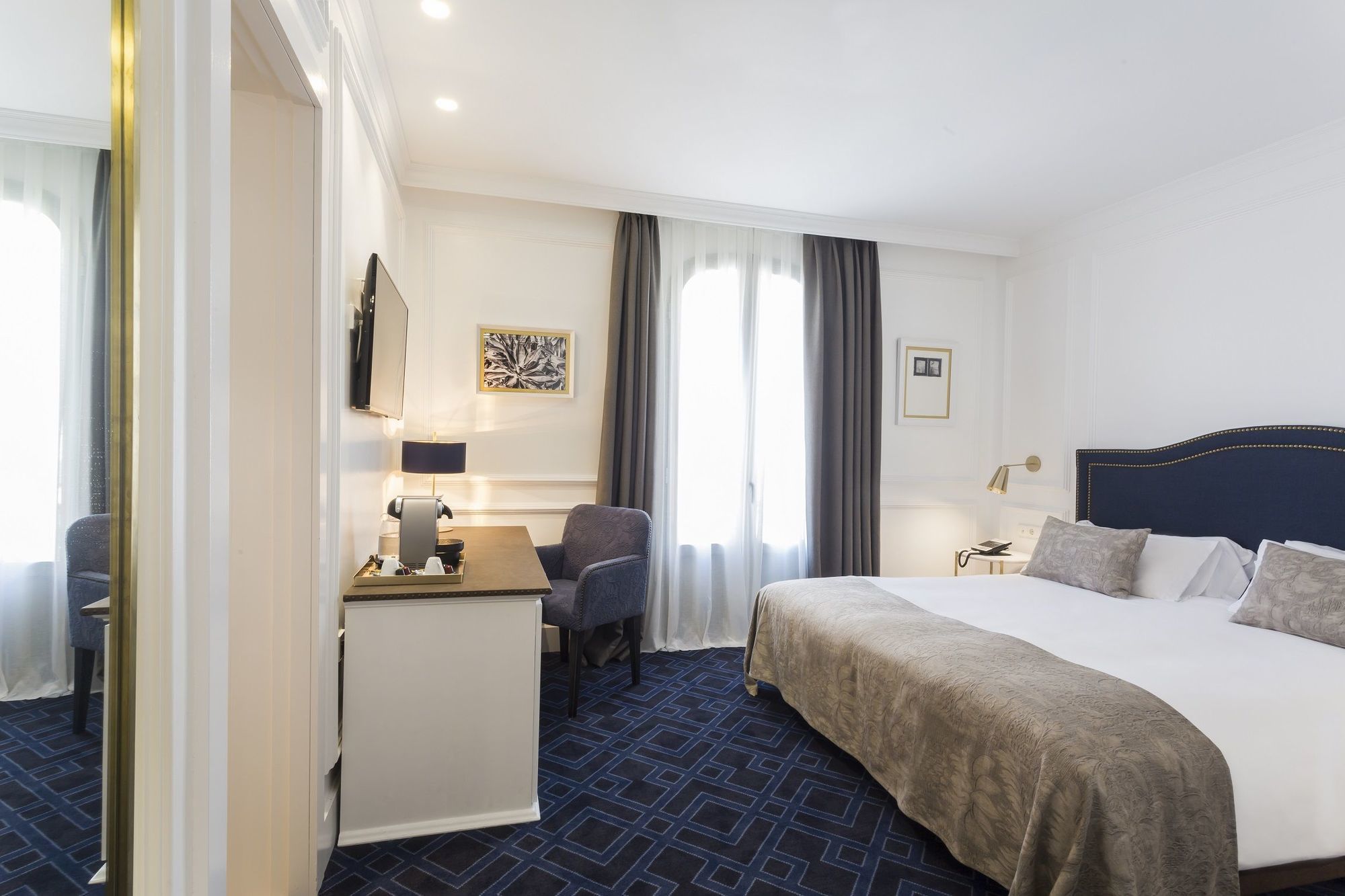Hotel Midmost By Majestic Hotel Group Barcellona Esterno foto